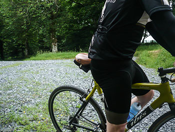 cafe du cycliste antoinette bishorts and baselayer