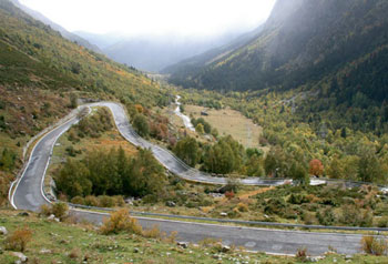 rapha guide to the pyrenees
