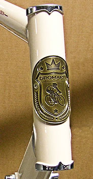 dromarti head tube badge