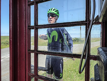 endura movistar team issue gilet