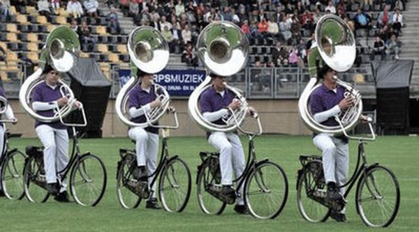 crescendo cycling band