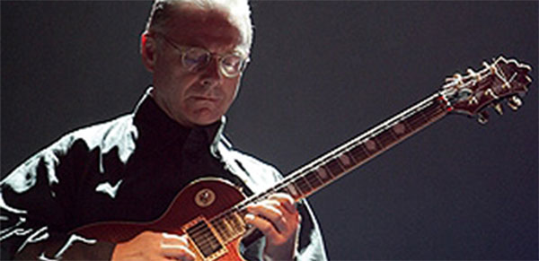 robert fripp - crafty guitarist
