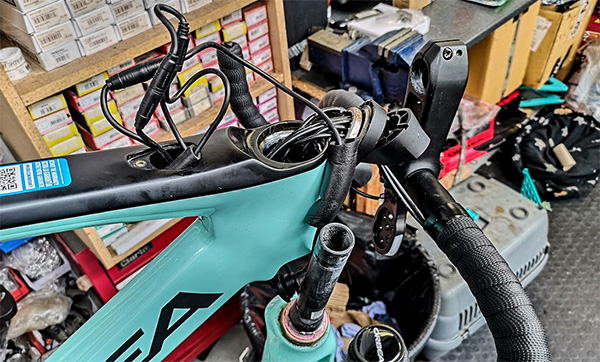 orbea integrated internal headset