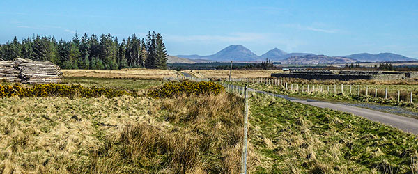 the paps of jura from avonvoggie