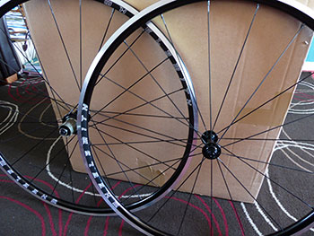 cycling climbs of south-west england: simon wheelsmith ascent unboxing