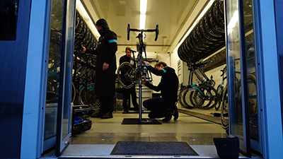 team sky ford mondeos