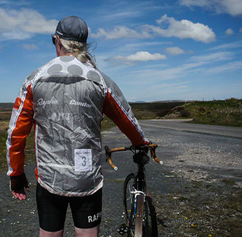 rapha raeburn windjacket