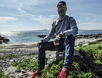 vulpne lux v-neck merino sweatshirt